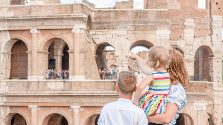 Kulturelle Highlights, Grünflächen zum Austoben und spannenden Untergrund-Erlebnissen. In Rom wird Familien mit Kindern definitiv nicht langweilig!